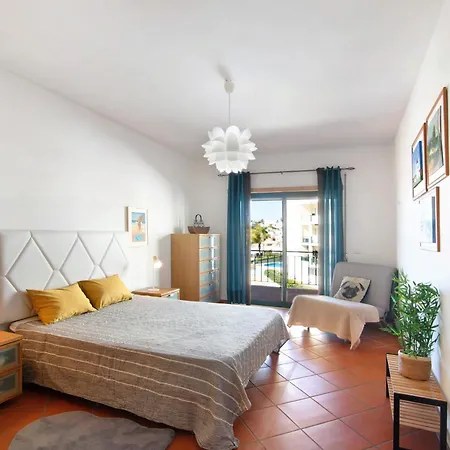 Terrace Colors Beach Apartment *